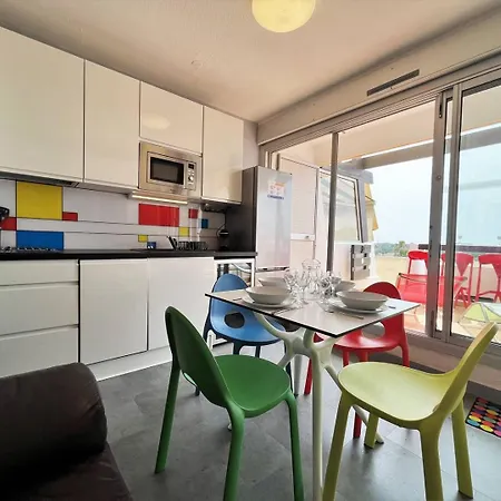 Deux Couchages Cap D'agde Naturisme Cn040-606 *