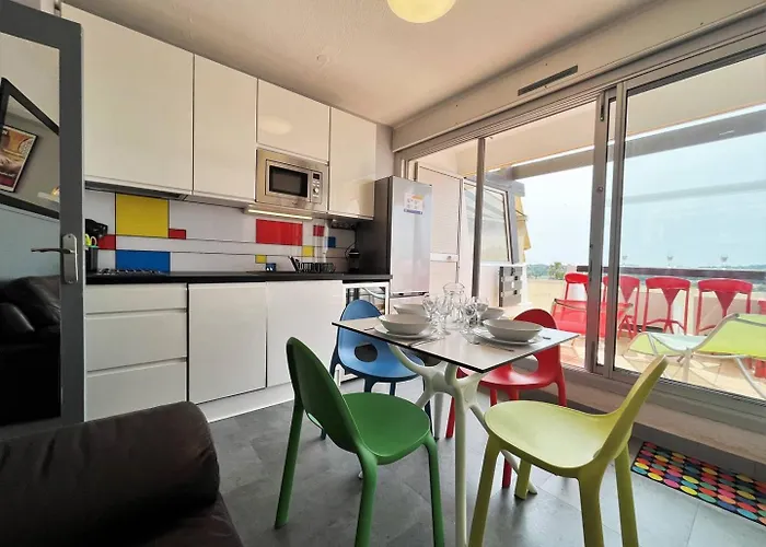 Deux Couchages Cap D'agde Naturisme Cn040-606 *